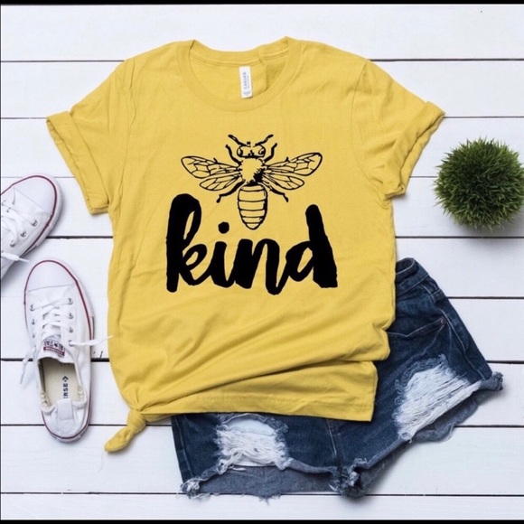 Tops - 🌻🐝🙏BEE KIND🌻🐝🙏Tee Shirt